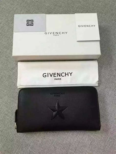 Givenchy Discount Store 